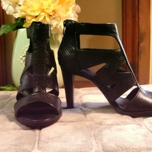 Simply Vera Vera Wang Shoes